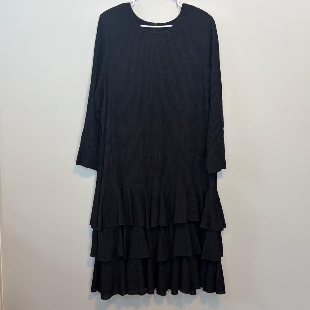 Elegant Black Long Sleeve Dress